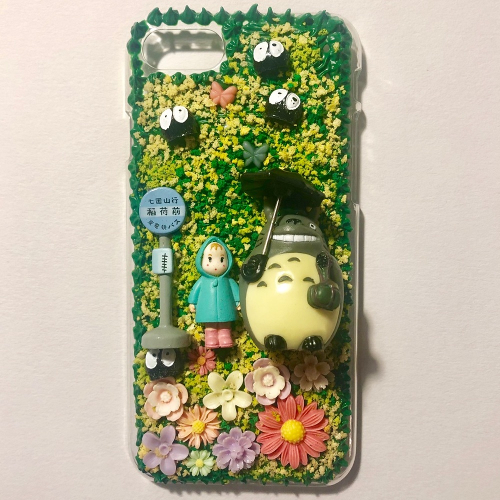 New handmade iPhone 7/8 case with Totoro